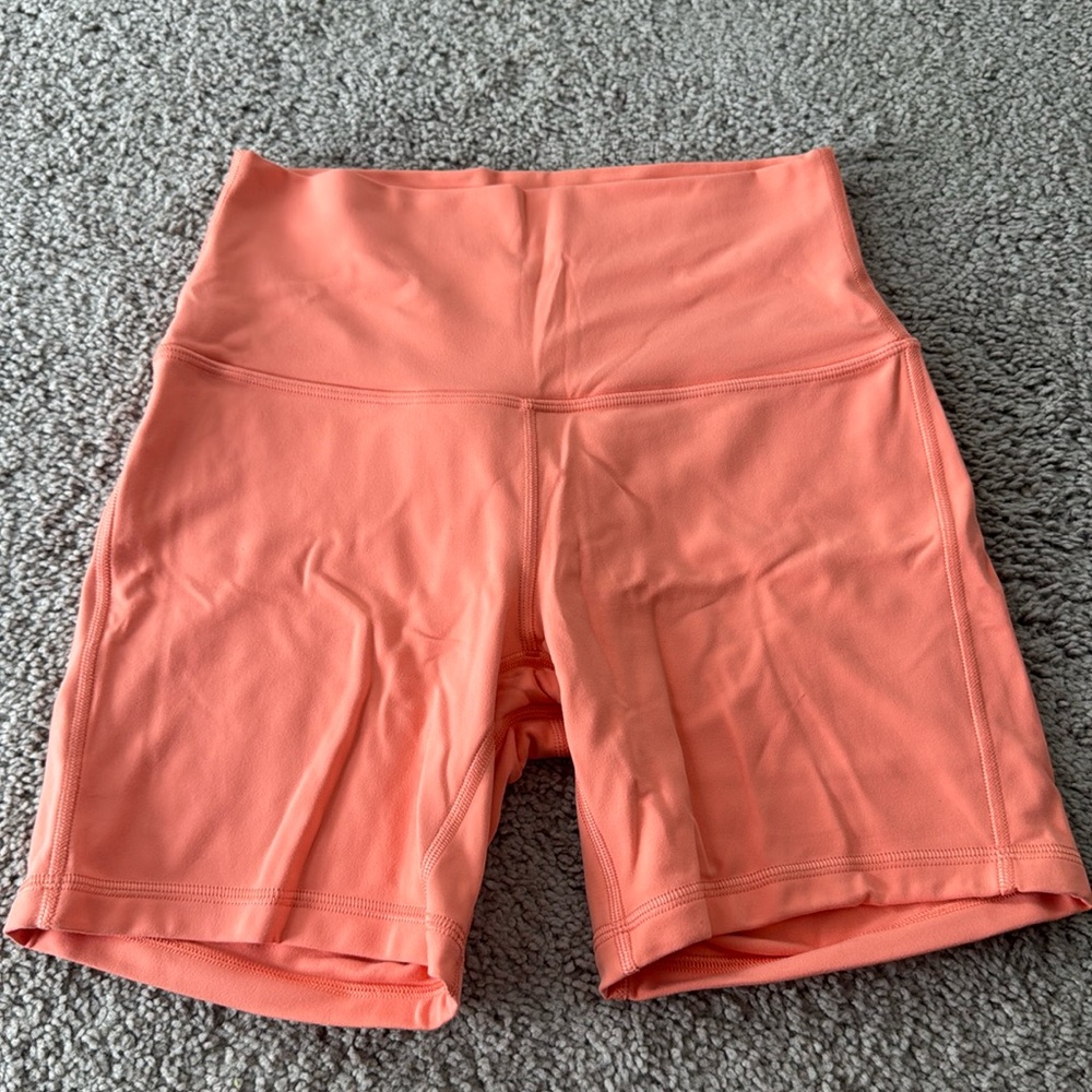 Lululemon align 6” short in coral kiss - size 6